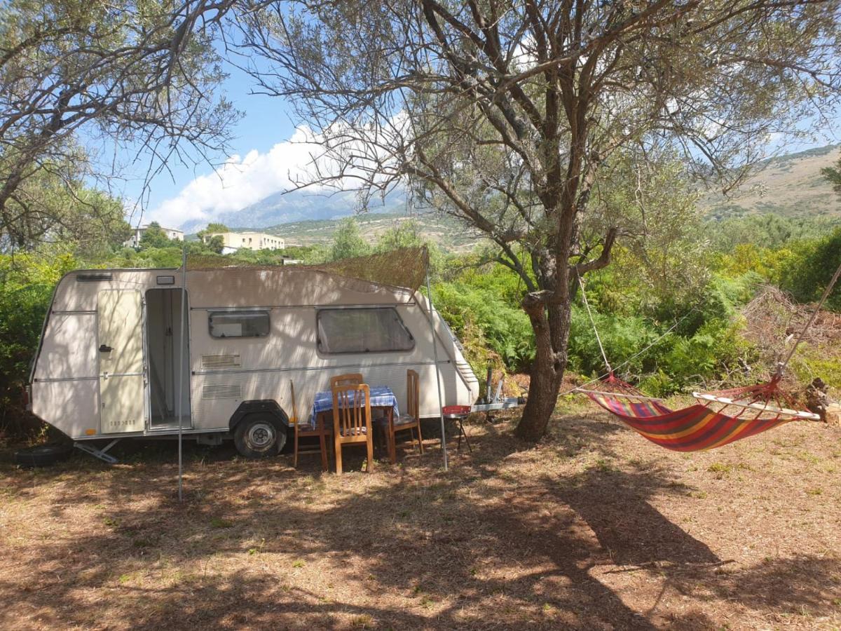 Hotel Aquariumi Jale Camping Exteriér fotografie